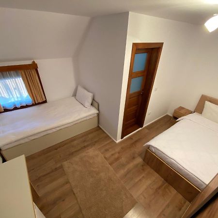 Casa Mocanu Sarmas Bagian luar foto