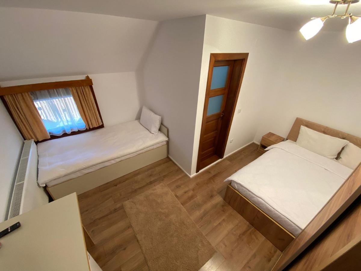 Casa Mocanu Sarmas Bagian luar foto